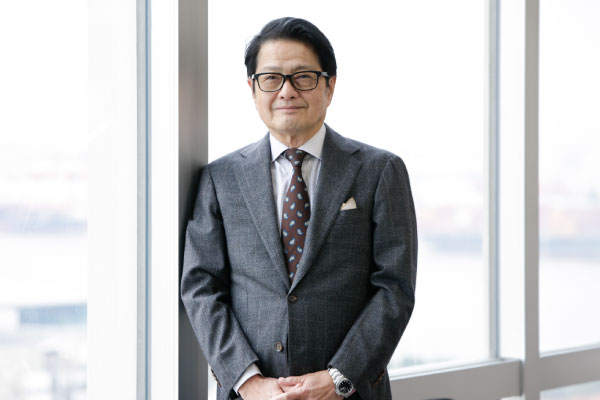 これから日本のエンターテインメントを担う
              若きプロデューサーたちへ 第1回　亀山千広